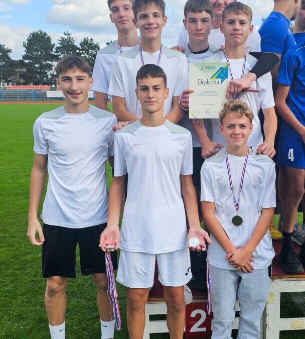 Učenici OŠ Prelog 2. na županijskom natjecanju u atletici!